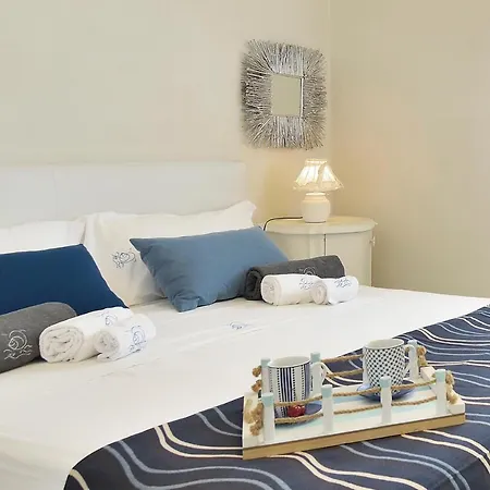 Casa Sulla Spiaggia Con Accesso E Spiaggia Privata