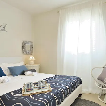 Casa Sulla Spiaggia Con Accesso E Spiaggia Privata * Santa Maria del Focallo